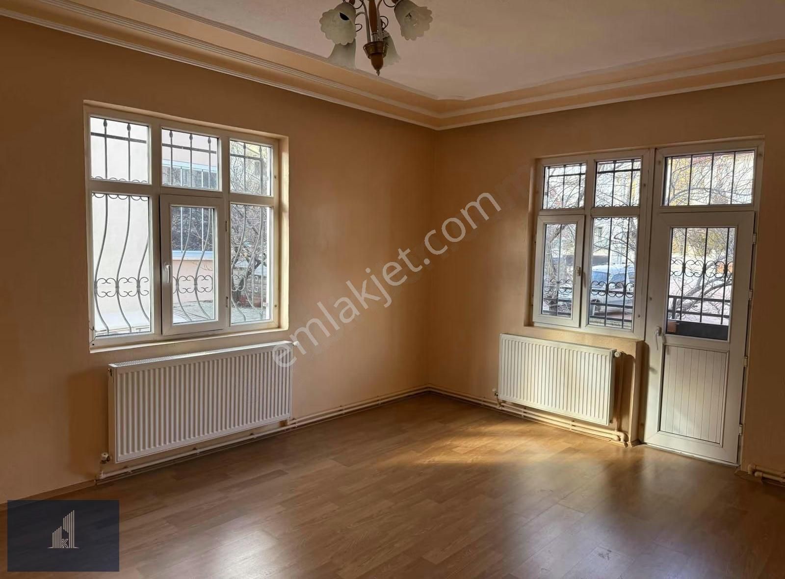 Kadir Dikici'den Anadolu Caddesinde Satılık Geniş 3+1 Daire - Görsel 24