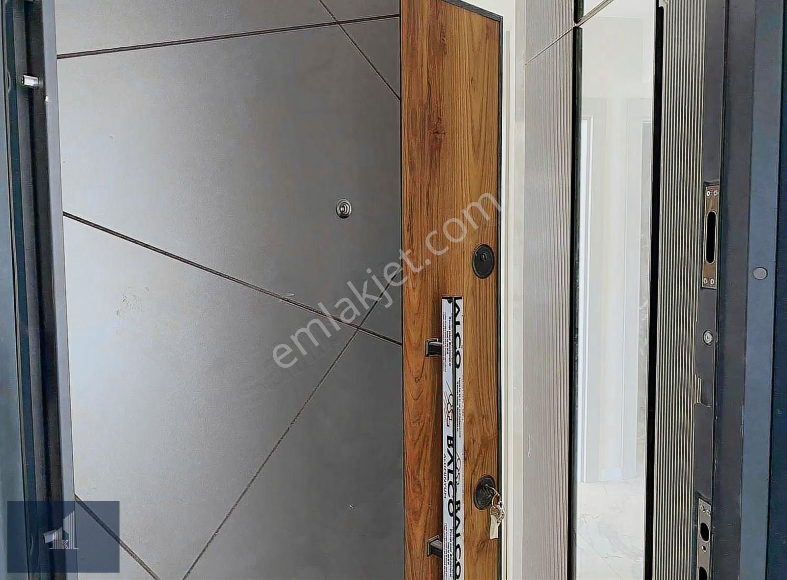 Kadir Dikici'den Genç Osman Caddesinde 2+1 Lüks Kiralık Daire - Görsel 18