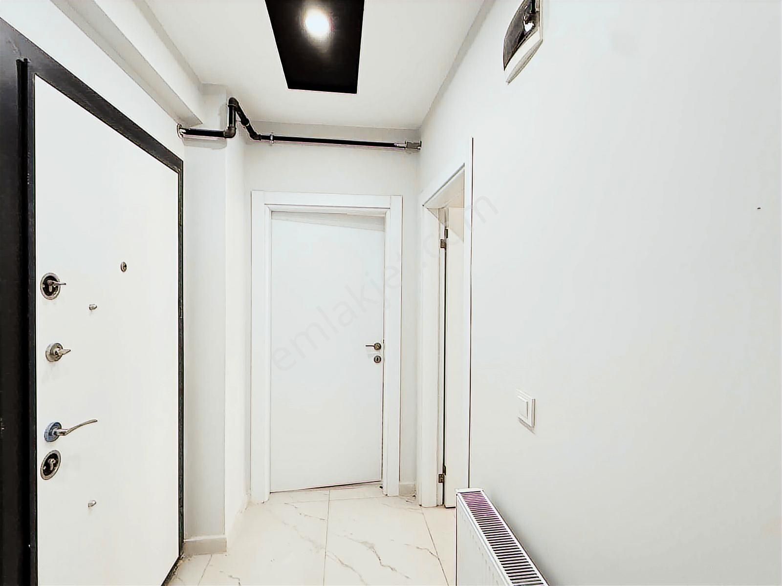 "şehrin Merkezinde Site İçerisinde Satılk 55mk 1+1 Daire" - Görsel 10