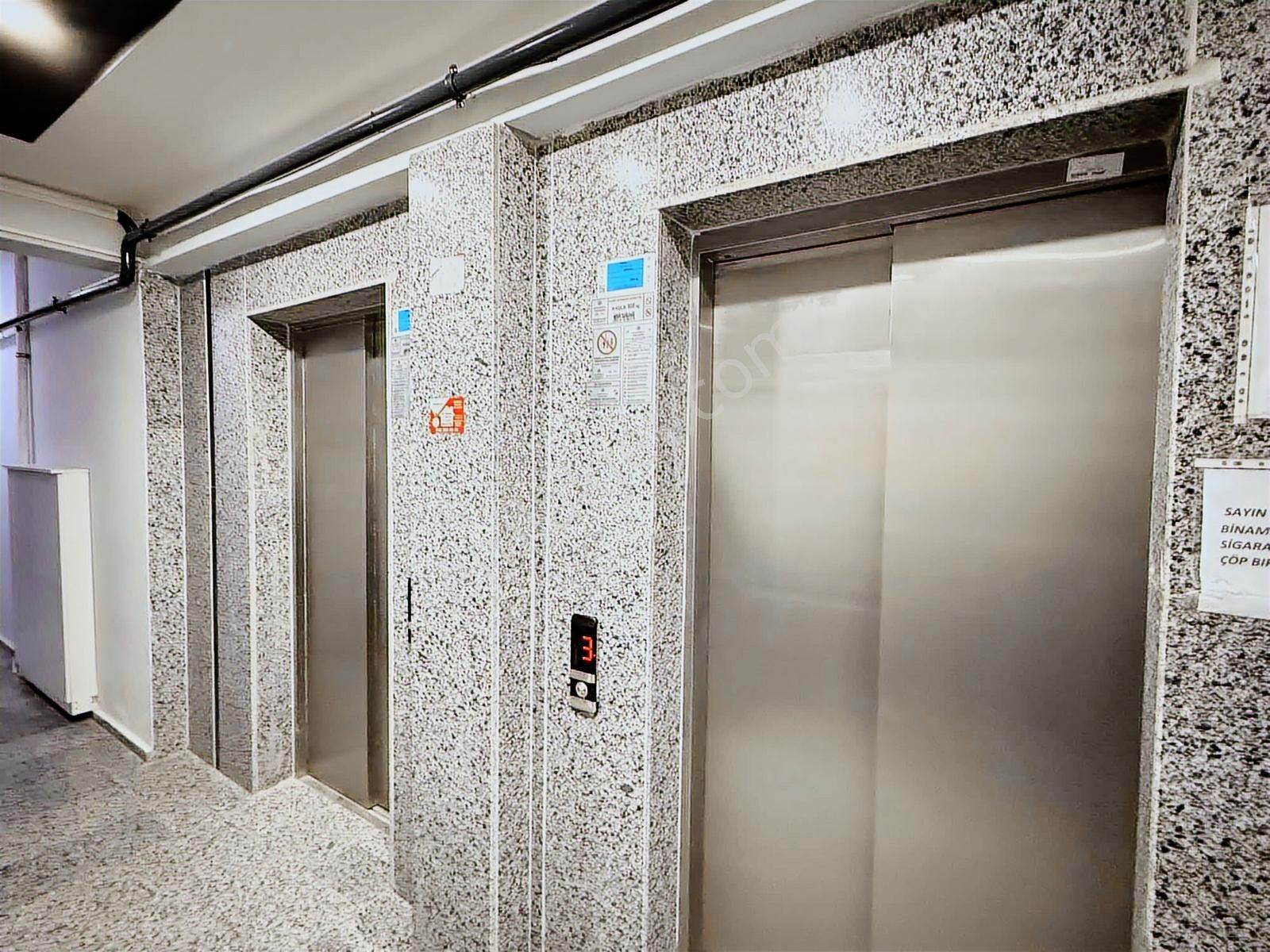 "şehrin Merkezinde Site İçerisinde Satılk 55mk 1+1 Daire" - Görsel 8