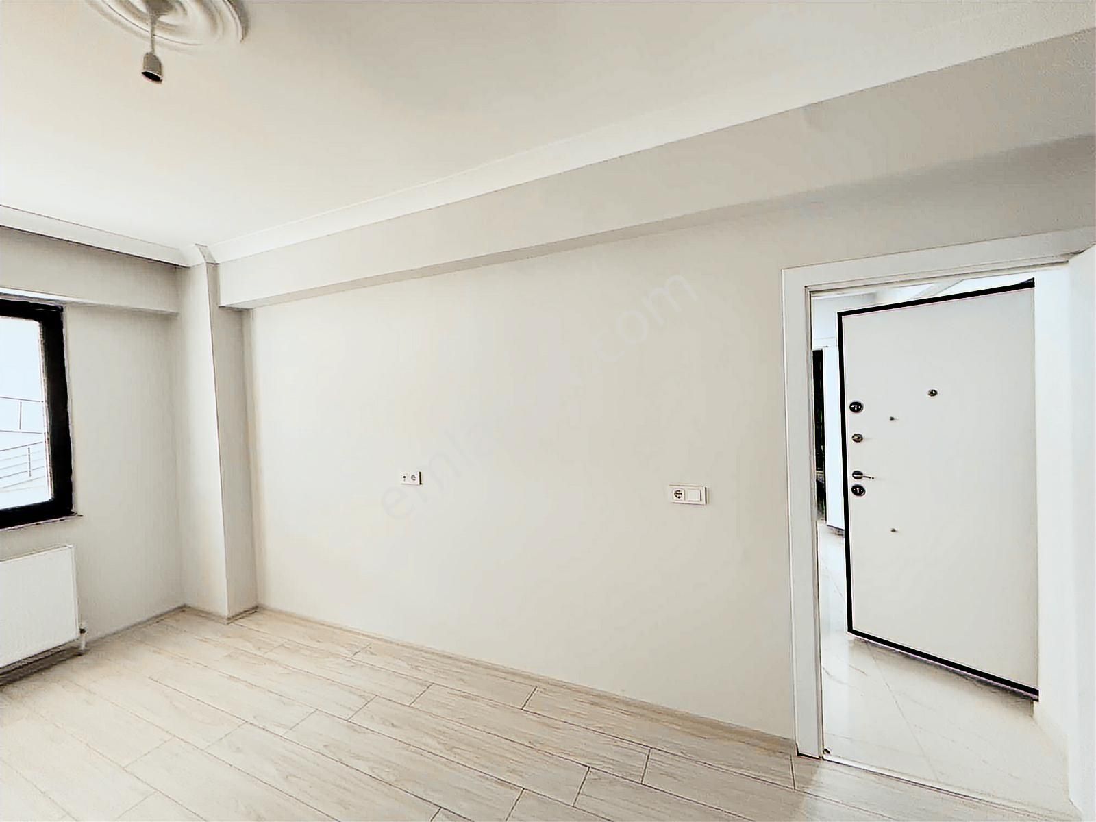 "şehrin Merkezinde Site İçerisinde Satılk 55mk 1+1 Daire" - Görsel 17