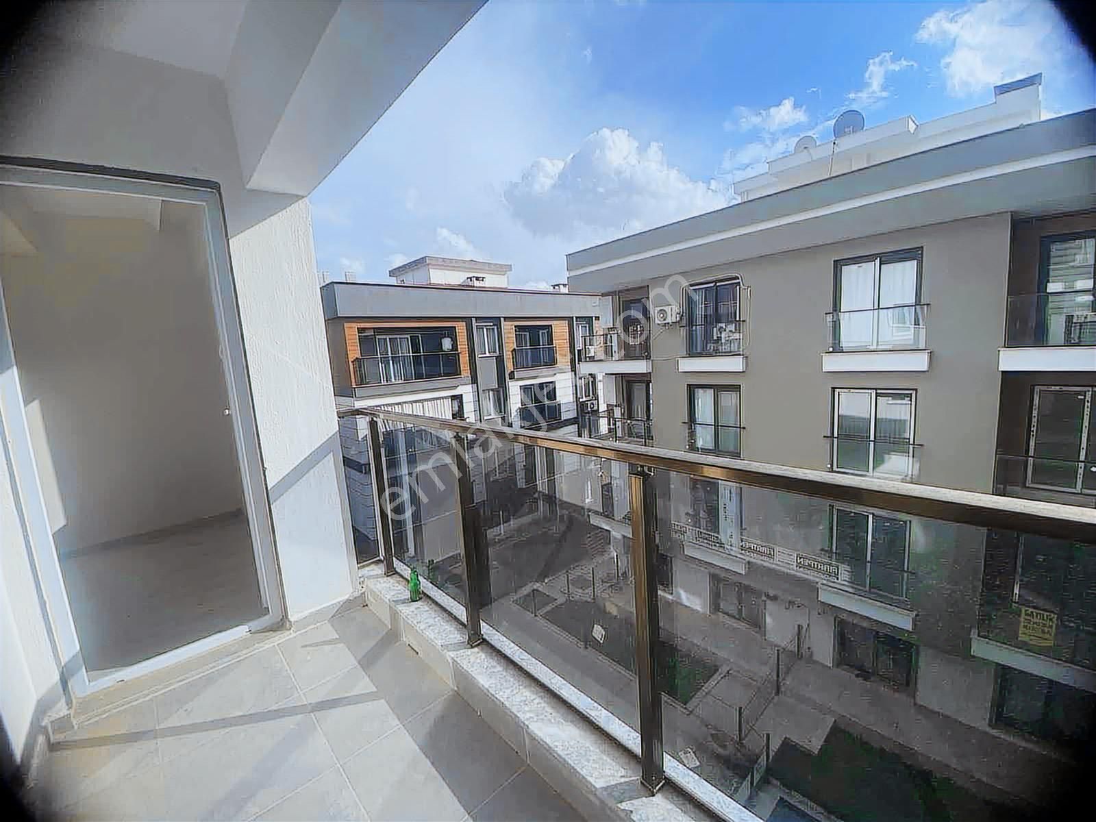 Seyrek Büyük Tip Kiralık 1+1 Daire - Görsel 9