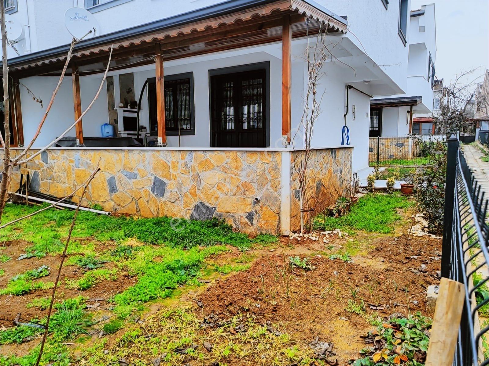 Tekirdağ Yeniçiftlik'de Otoparklı Villa#kartallar'dan# - Görsel 29