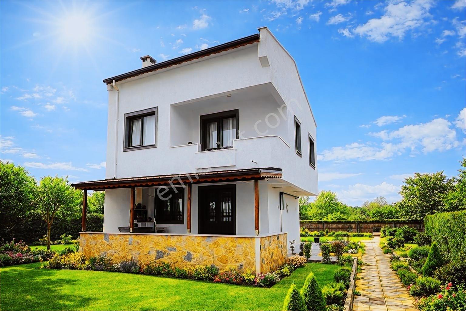 Tekirdağ Yeniçiftlik'de Otoparklı Villa#kartallar'dan#