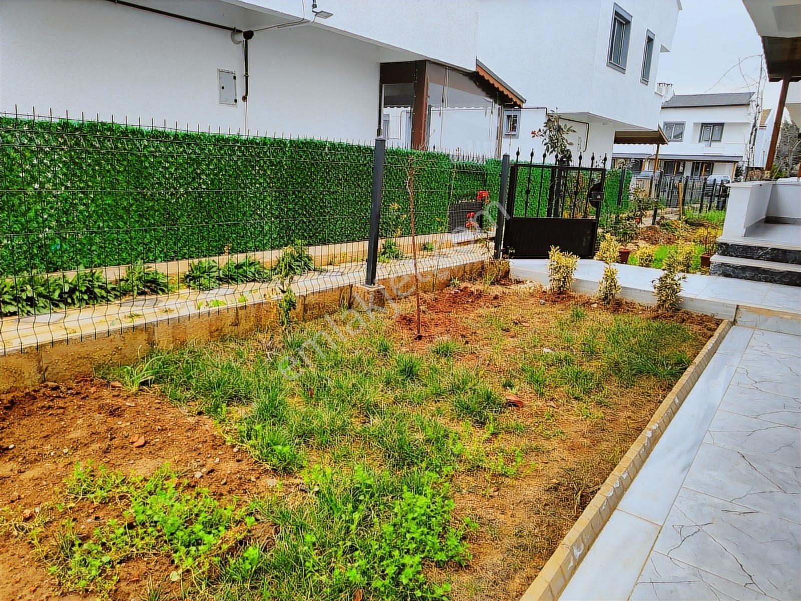 Tekirdağ Yeniçiftlik'de Otoparklı Villa#kartallar'dan# - Görsel 8