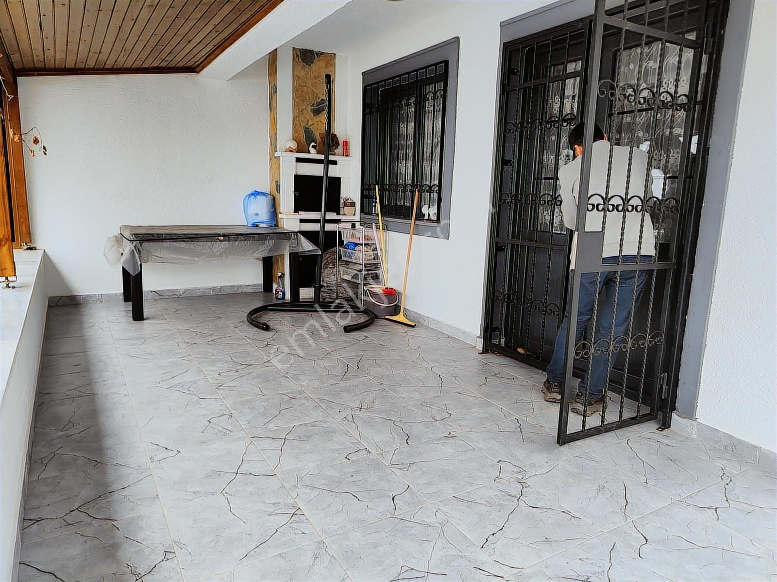 Tekirdağ Yeniçiftlik'de Otoparklı Villa#kartallar'dan# - Görsel 33