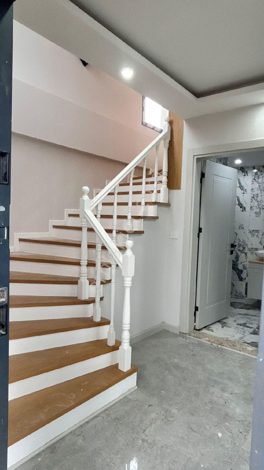 Manisa Yunusemre Osmancalı Mah. 2+1 Lüks Villa Dubleks - Görsel 9