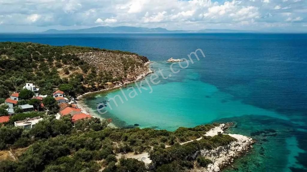 Dikili Ümmetoğlun'ndan 2+1 Bahçeli Müstakil Köy Evi' Eşyalı 100 M2 Bademli - Görsel 5