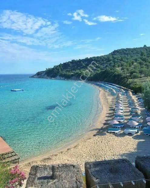 Dikili Ümmetoğlun'ndan 2+1 Bahçeli Müstakil Köy Evi' Eşyalı 100 M2 Bademli - Görsel 7