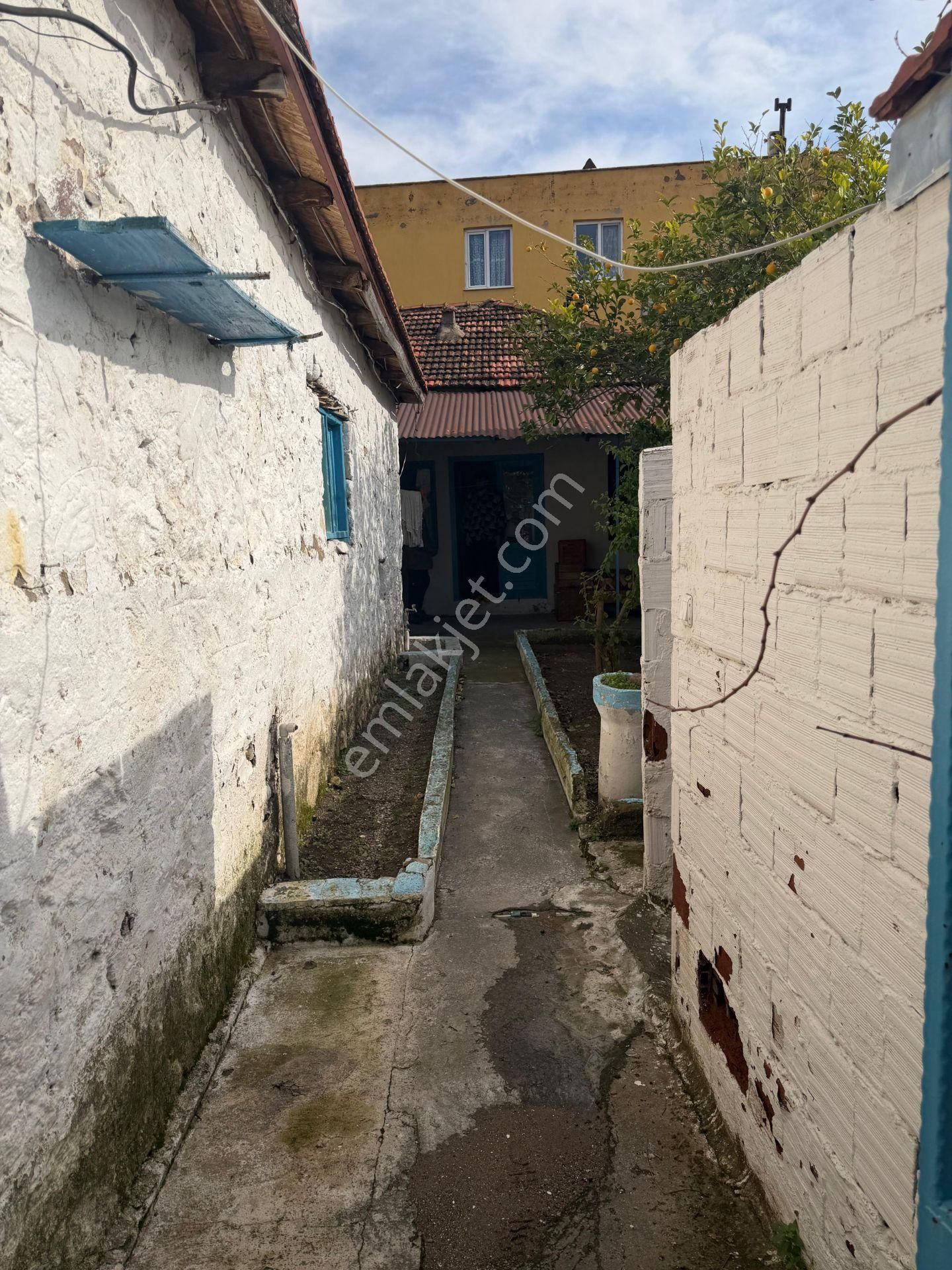 Dikili Ümmetoğlun'ndan 2+1 Bahçeli Müstakil Köy Evi' Eşyalı 100 M2 Bademli - Görsel 20