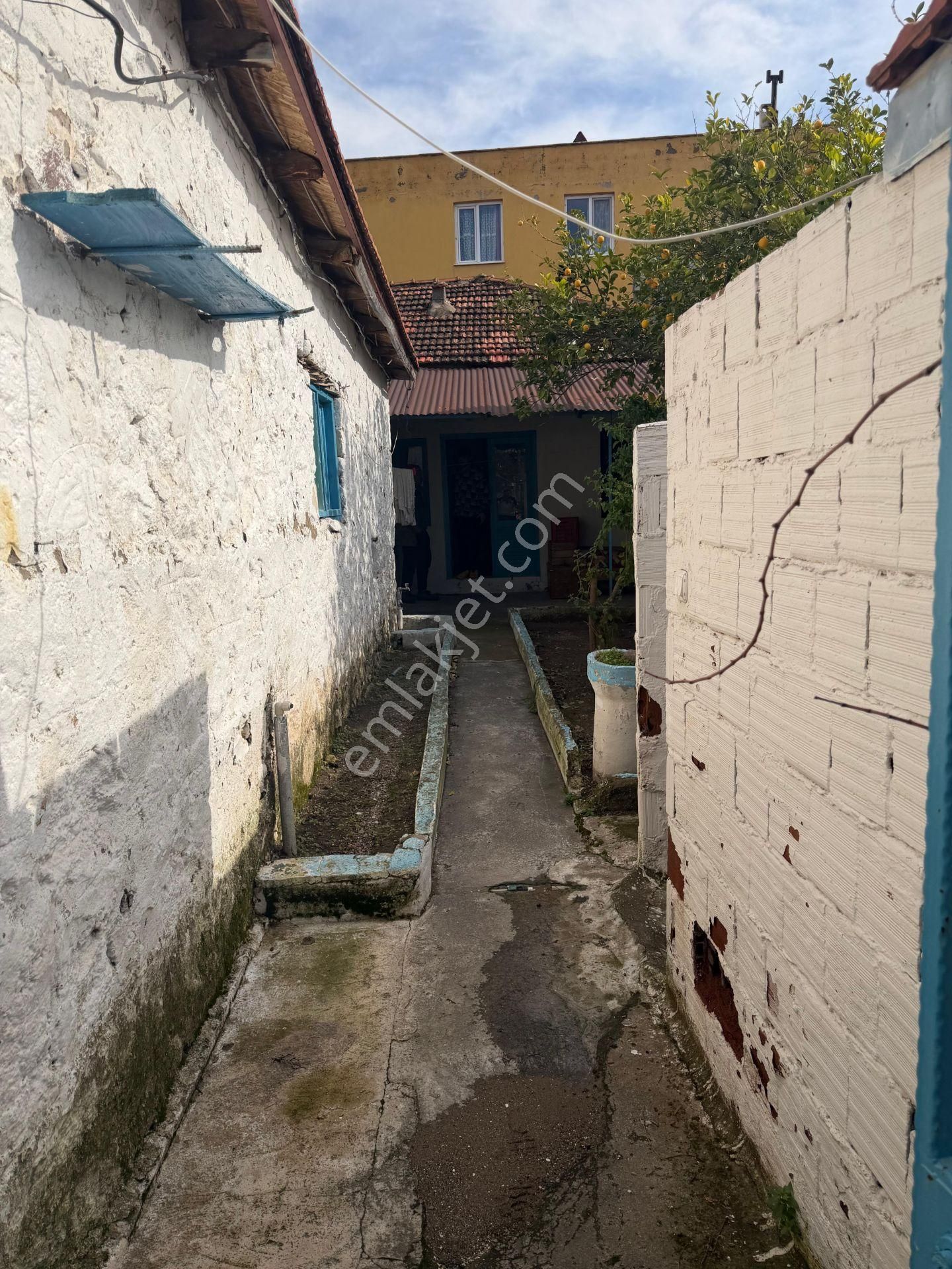 Dikili Ümmetoğlun'ndan 2+1 Bahçeli Müstakil Köy Evi' Eşyalı 100 M2 Bademli - Görsel 17