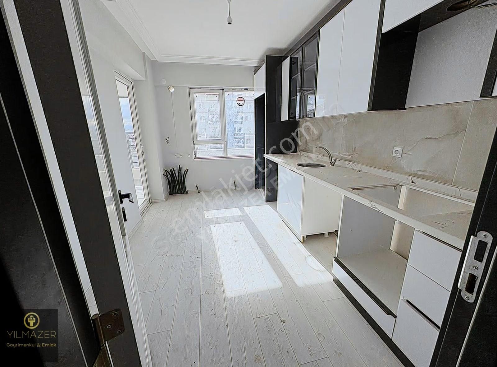 Başpınar'da Sıfır, İskanlı 2+1 Daire - Giriş Kat, Krediye Uygun!