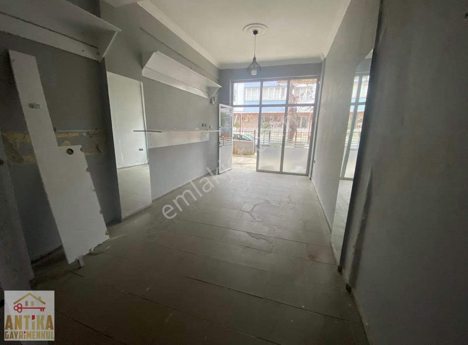 Antika Gayrimenkulden Merkezde Kiralık 30m2 Geniş Bahçeli Dükkan - Görsel 6