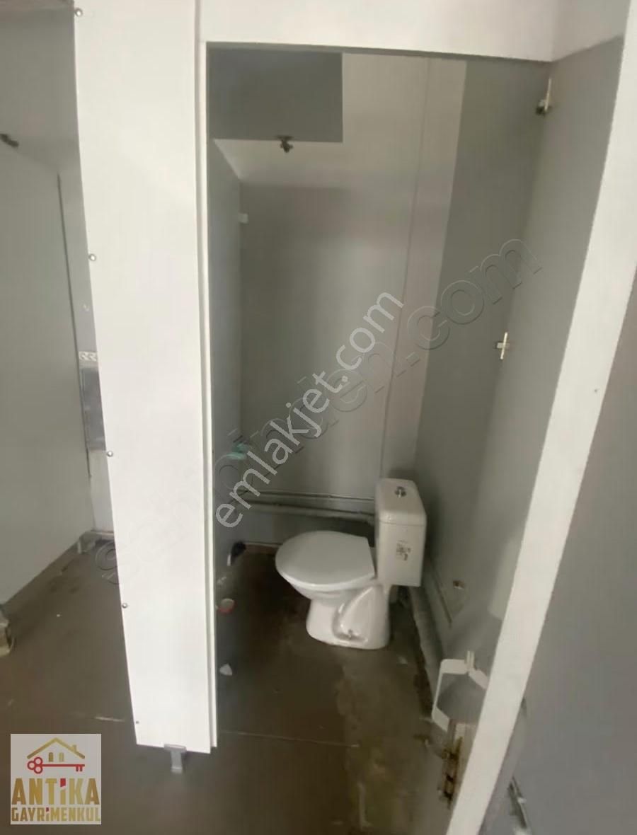 Antika Gayrimenkulden Merkezde Kiralık 30m2 Geniş Bahçeli Dükkan - Görsel 8