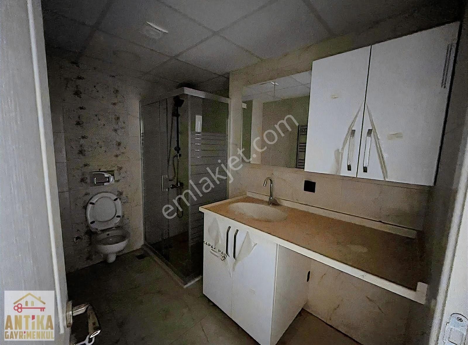 Antika Gayrimenkul'den Tekstil'de Cadde Üstü Ferah Daire - Görsel 9