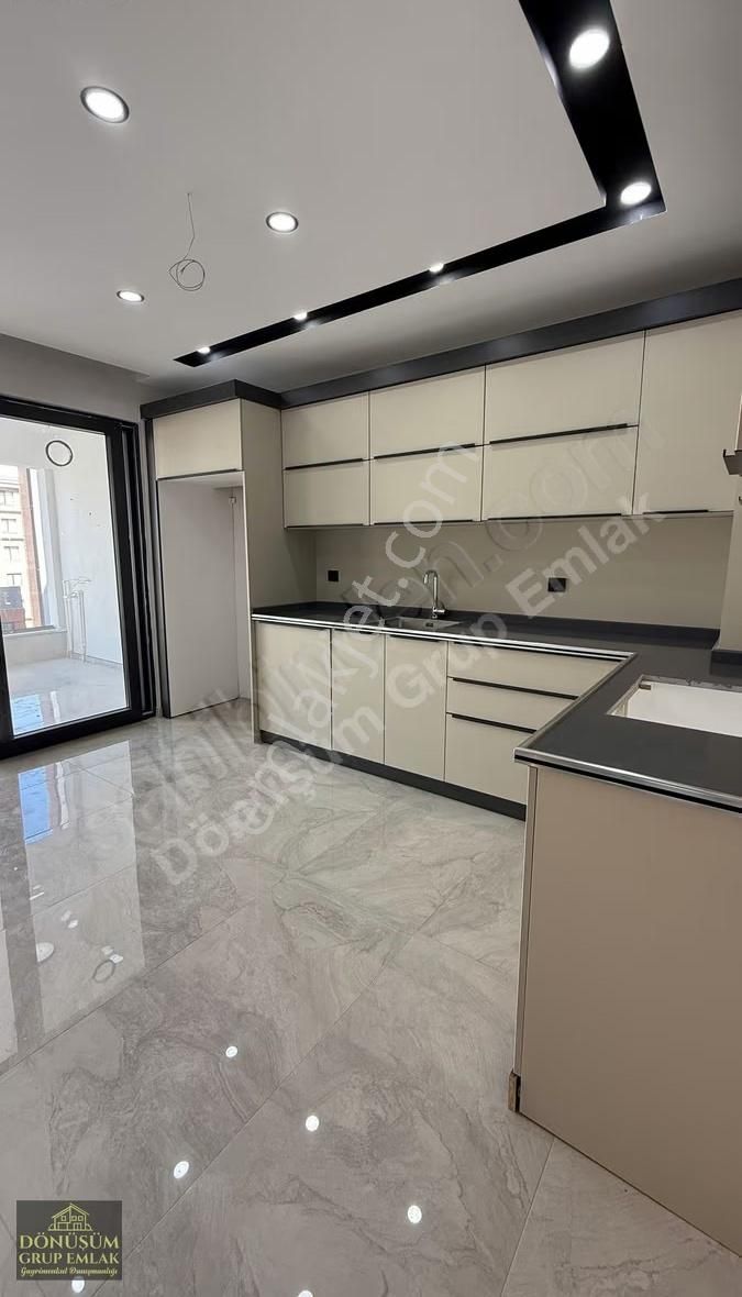Dönüşüm'den Üniversite Yolunda 4+1 Süper Lüks Satılık Daire - Görsel 6