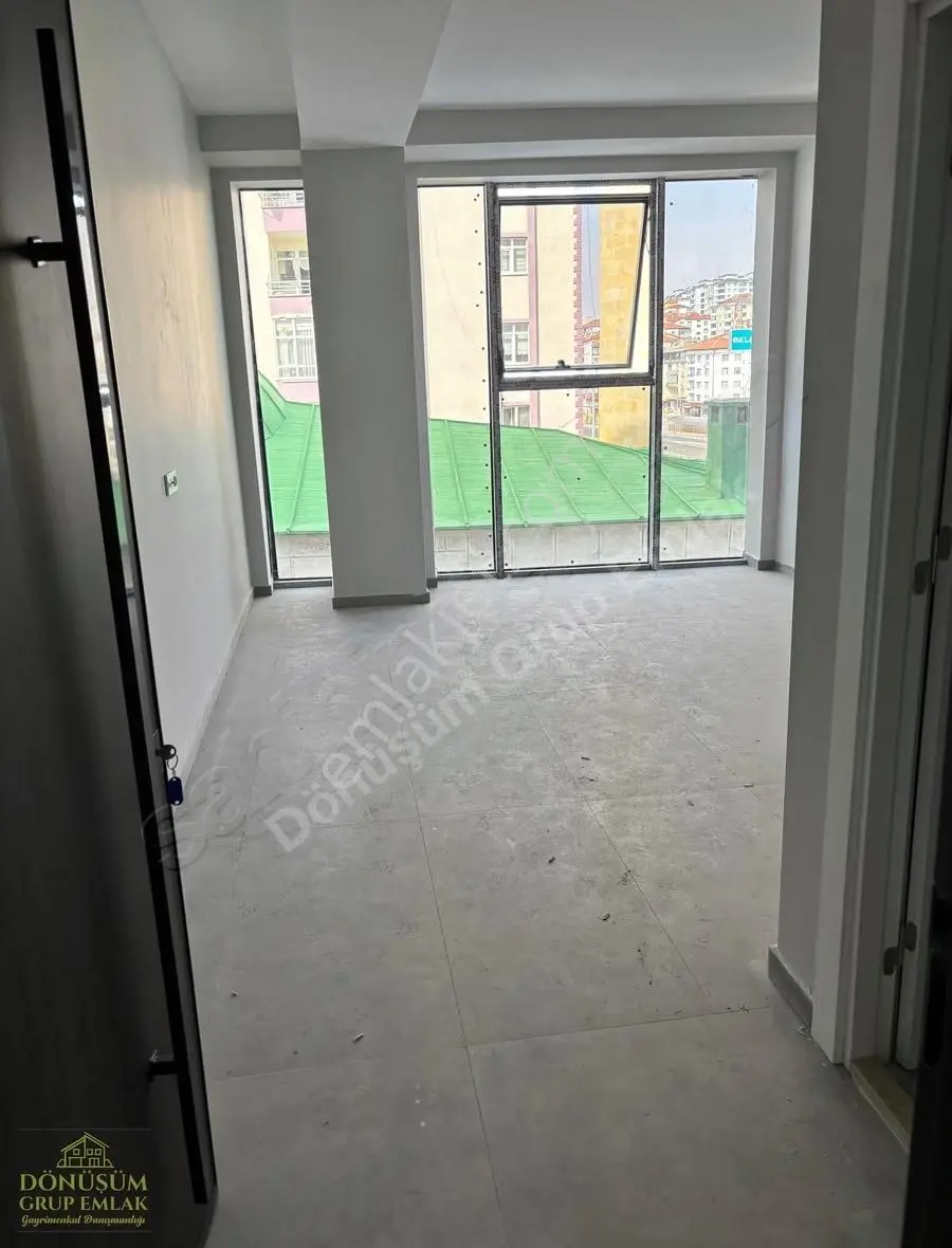 Dönüşüm'den Yemenoğlu Center'de Kiralık Ofis - Görsel 5