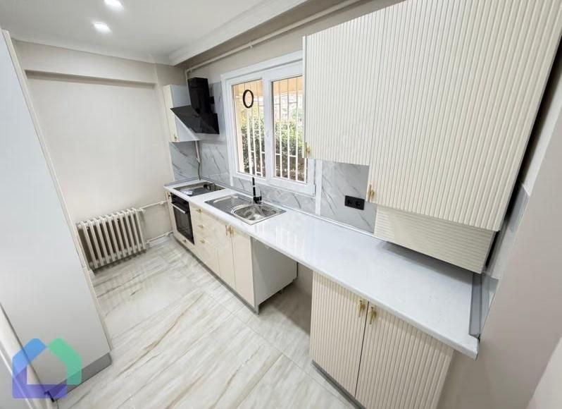 3+1 Yenilenmiş İdealtepe Marmaraya Yürüme Mesafesinde Satılık - Görsel 10