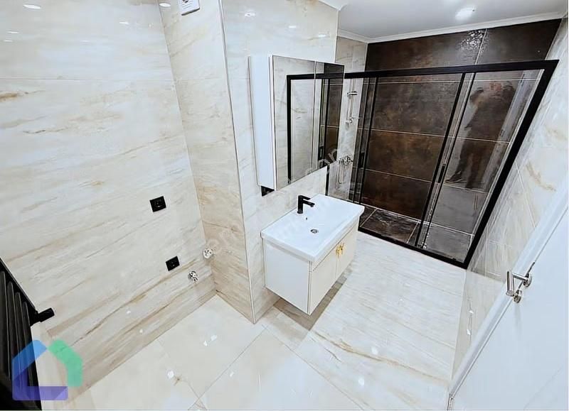 3+1 Yenilenmiş İdealtepe Marmaraya Yürüme Mesafesinde Satılık - Görsel 9