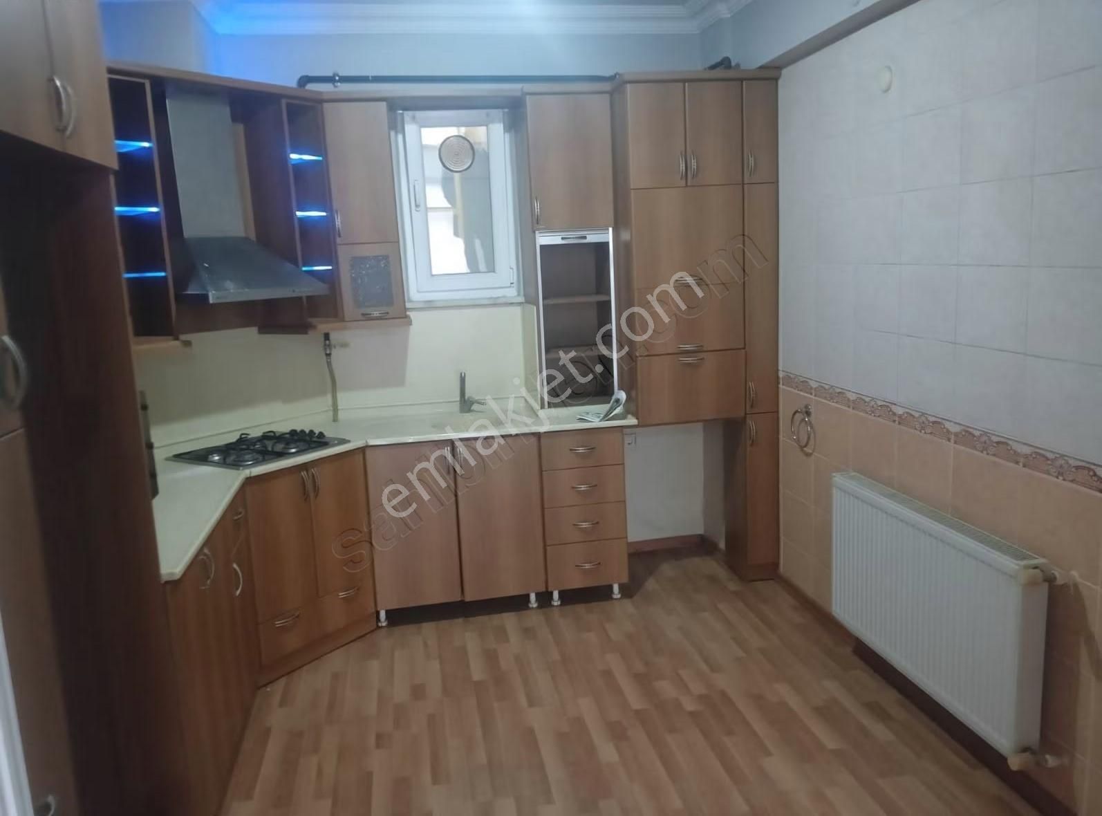 Demir Gayrimenkulden Bafra Gençlik Cd De Satılık 4+1 Özel Yapım - Görsel 3