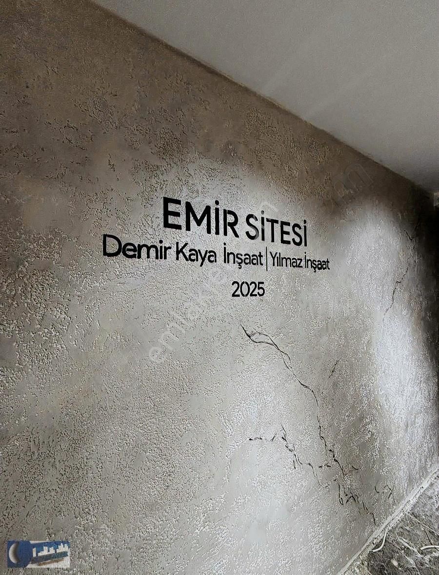 Sezer Emlaktan Yeni Mahallede Satılık 1+1 - Görsel 3