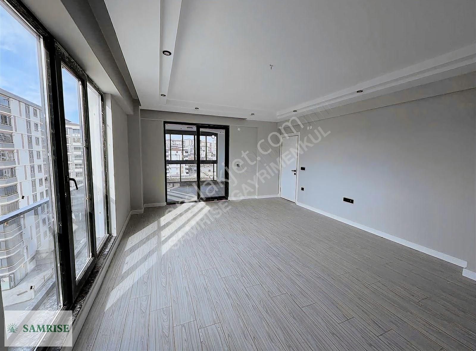 Samrise Gayrimenkulden İlkadımda Bölgenin En Lüx 3+1 Dairesi - Görsel 18