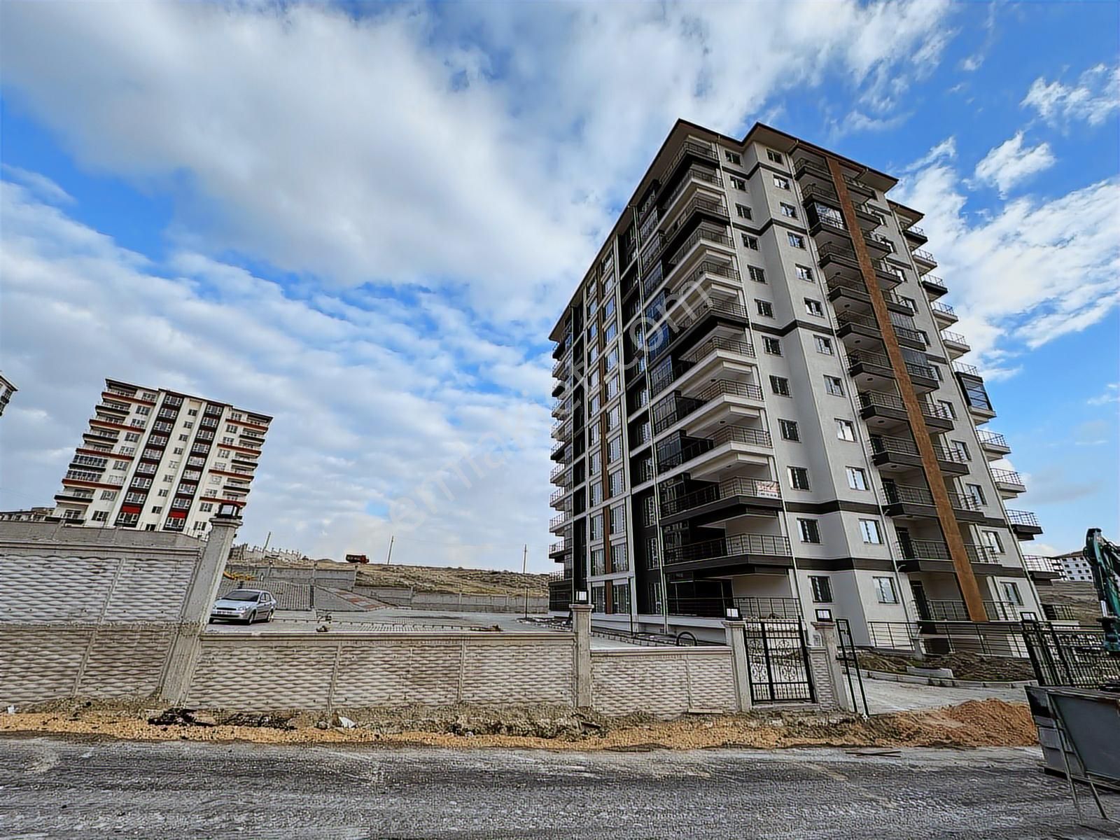 Başağaç Mah.duru Sitesinde Süper Lüks Satılık 4+1 Daire