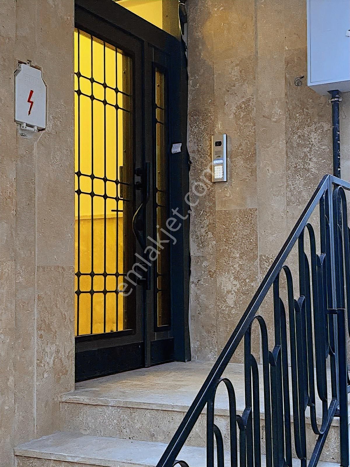 Merkezi Konumda Ferah Yaşam: Bakırköy Adliye Yakını Sıfır Lüks - Görsel 11