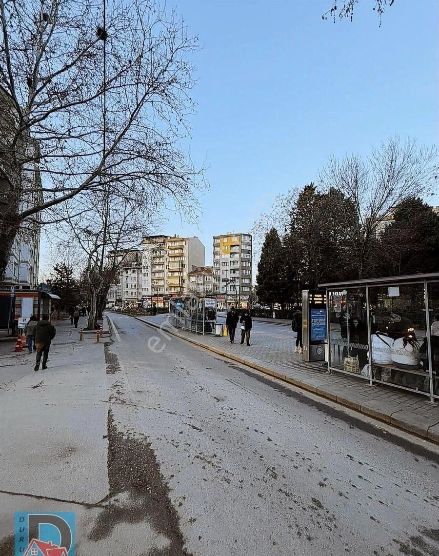 Duru Dan Şehrin Merkezinde Heryere Yürüme Mesafesinde 2+1 - Görsel 13