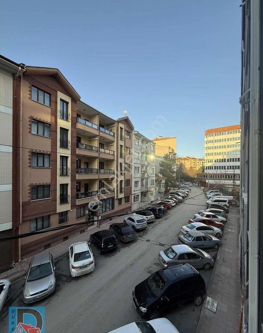 Duru Dan Şehrin Merkezinde Heryere Yürüme Mesafesinde 2+1 - Görsel 18