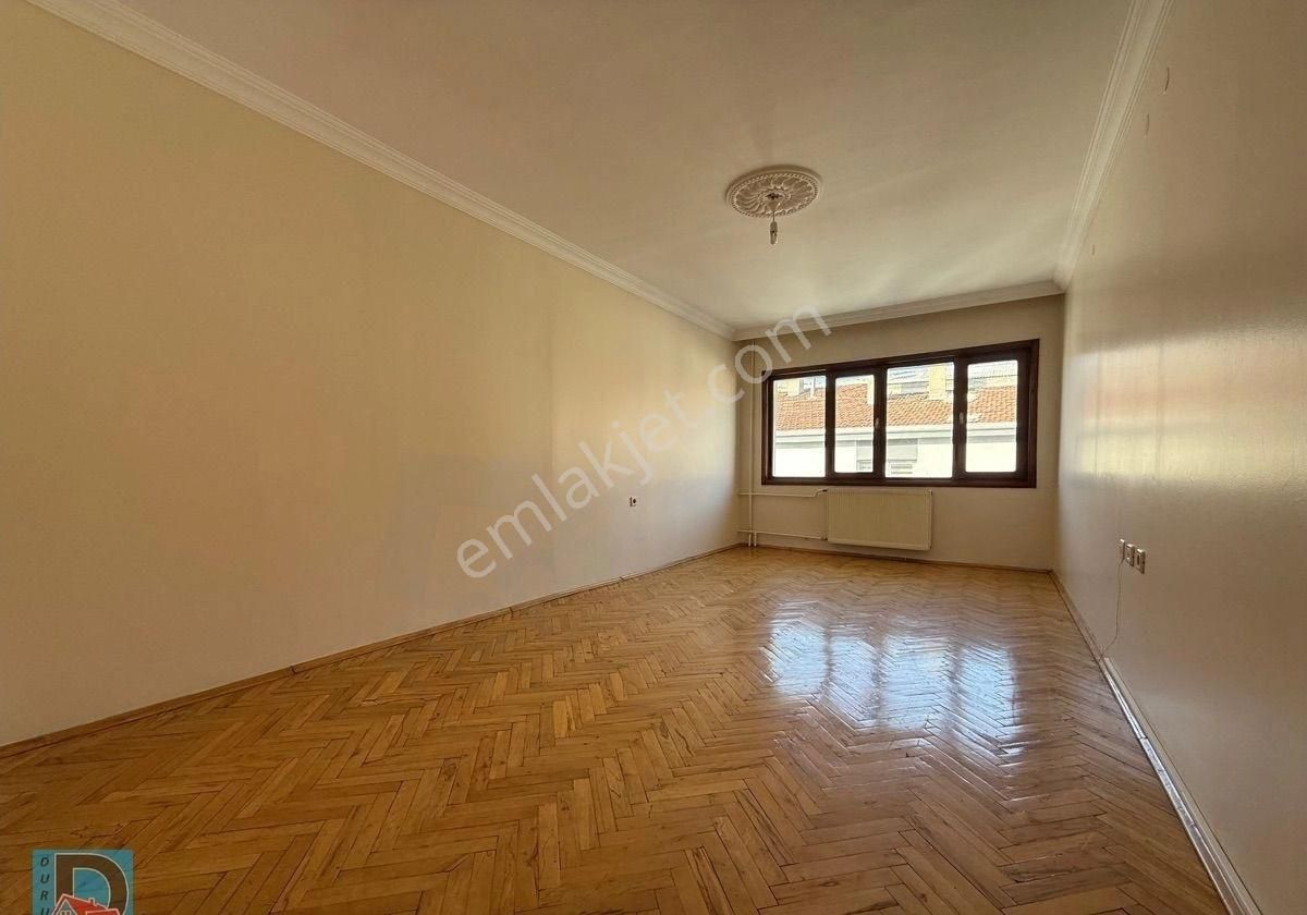 Duru Dan Merkez Yeni Mh. Vatan Caddesi Üzerinde Kiralık 3+1