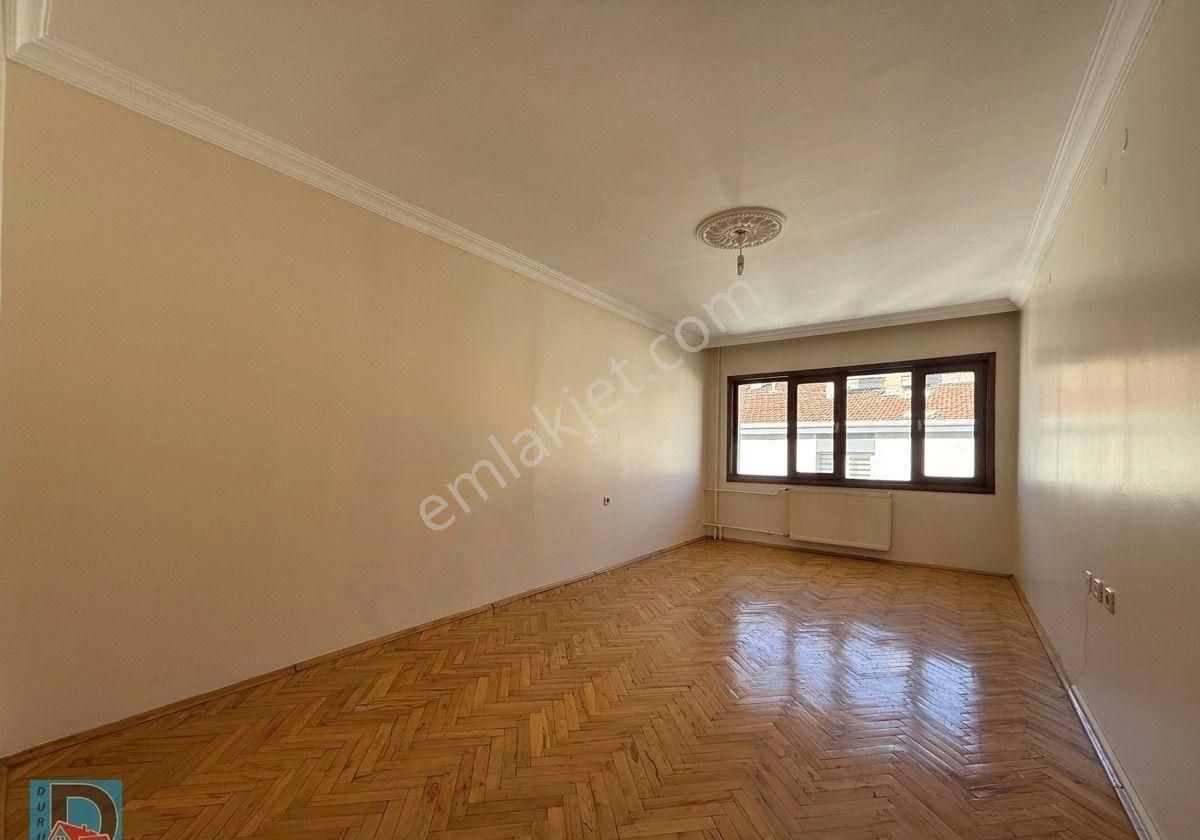 Duru Dan Merkez Yeni Mh. Vatan Caddesi Üzerinde Kiralık 3+1 - Görsel 2