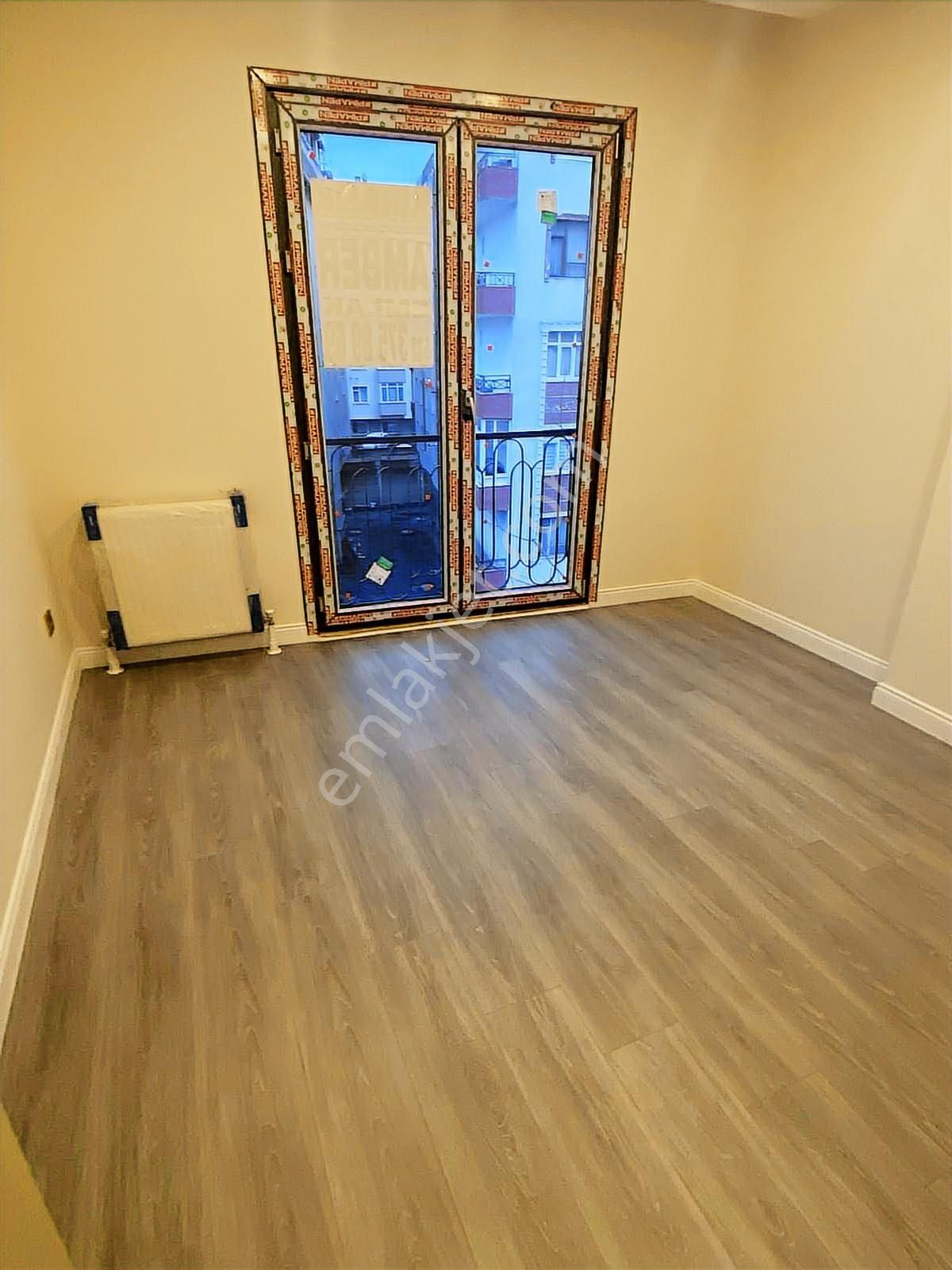 Merkezi Konumda Ferah Yaşam: Bakırköy Adliye Yakını Sıfır Lüks - Görsel 9