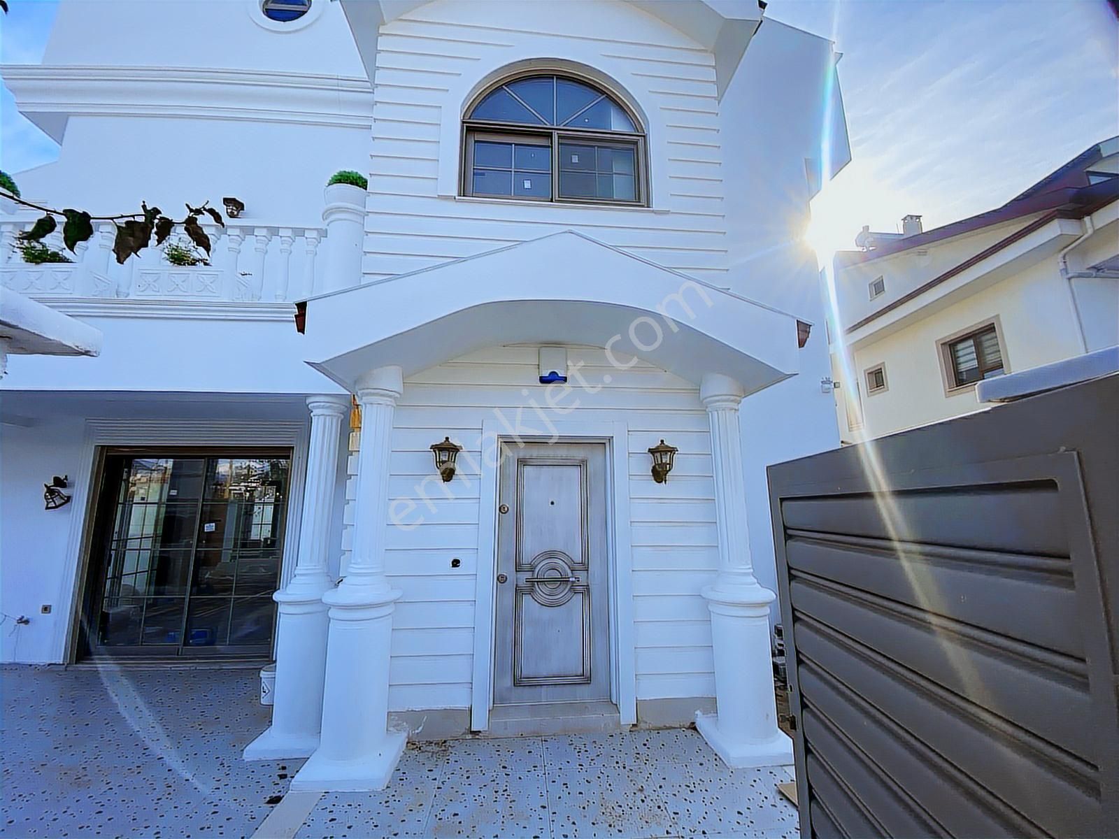 Fethiye' De Denize 300 Metre Mesafede Nitelikli Müstakil Villa - Görsel 14