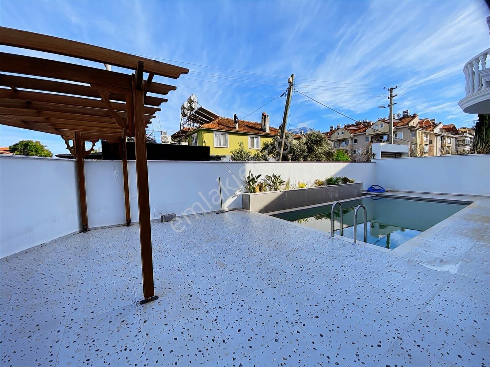 Fethiye' De Denize 300 Metre Mesafede Nitelikli Müstakil Villa - Görsel 13
