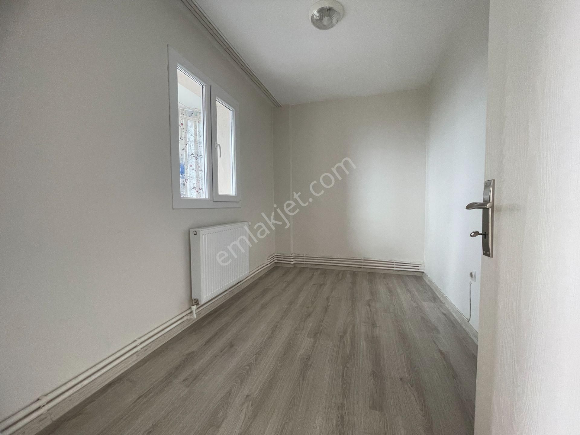 Ful Deniz Manzaralı Ara Kat Asansörlü Doğalgazlı 2+1 Kiralık Daire - Görsel 15
