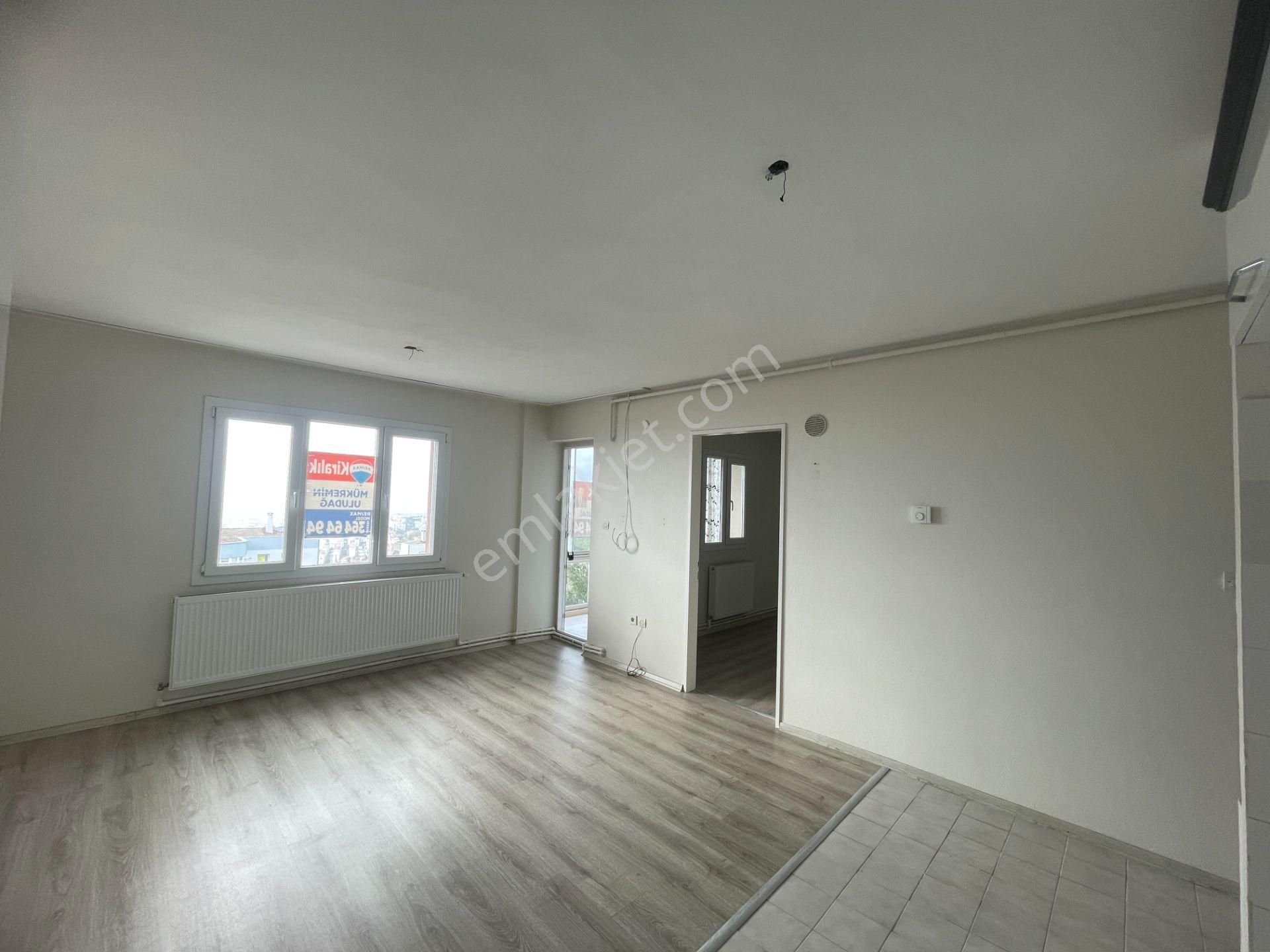 Ful Deniz Manzaralı Ara Kat Asansörlü Doğalgazlı 2+1 Kiralık Daire - Görsel 12