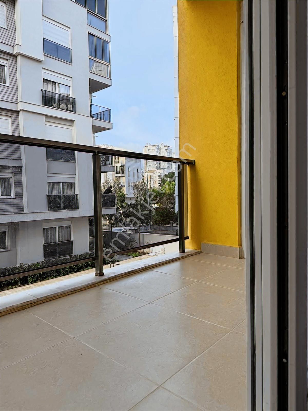 Prestijli Lokasyonda Lüks Full Eşyalı Daire - Görsel 35