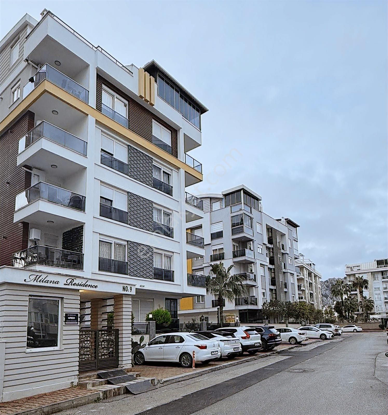 Prestijli Lokasyonda Lüks Full Eşyalı Daire - Görsel 11