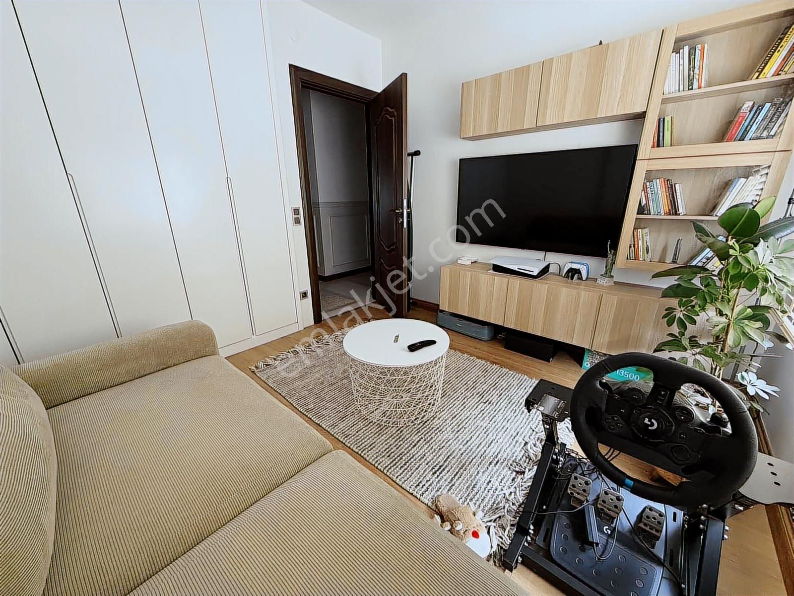 Cengizkent Sitesinde Önü Açık Yenilenmiş Daire - Görsel 26