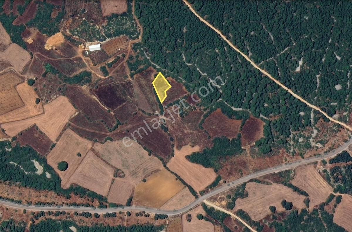 Aksu Yeşilkaramanda Araç Takasına Açık Satılık 1094 M2 Tarla - Görsel 3