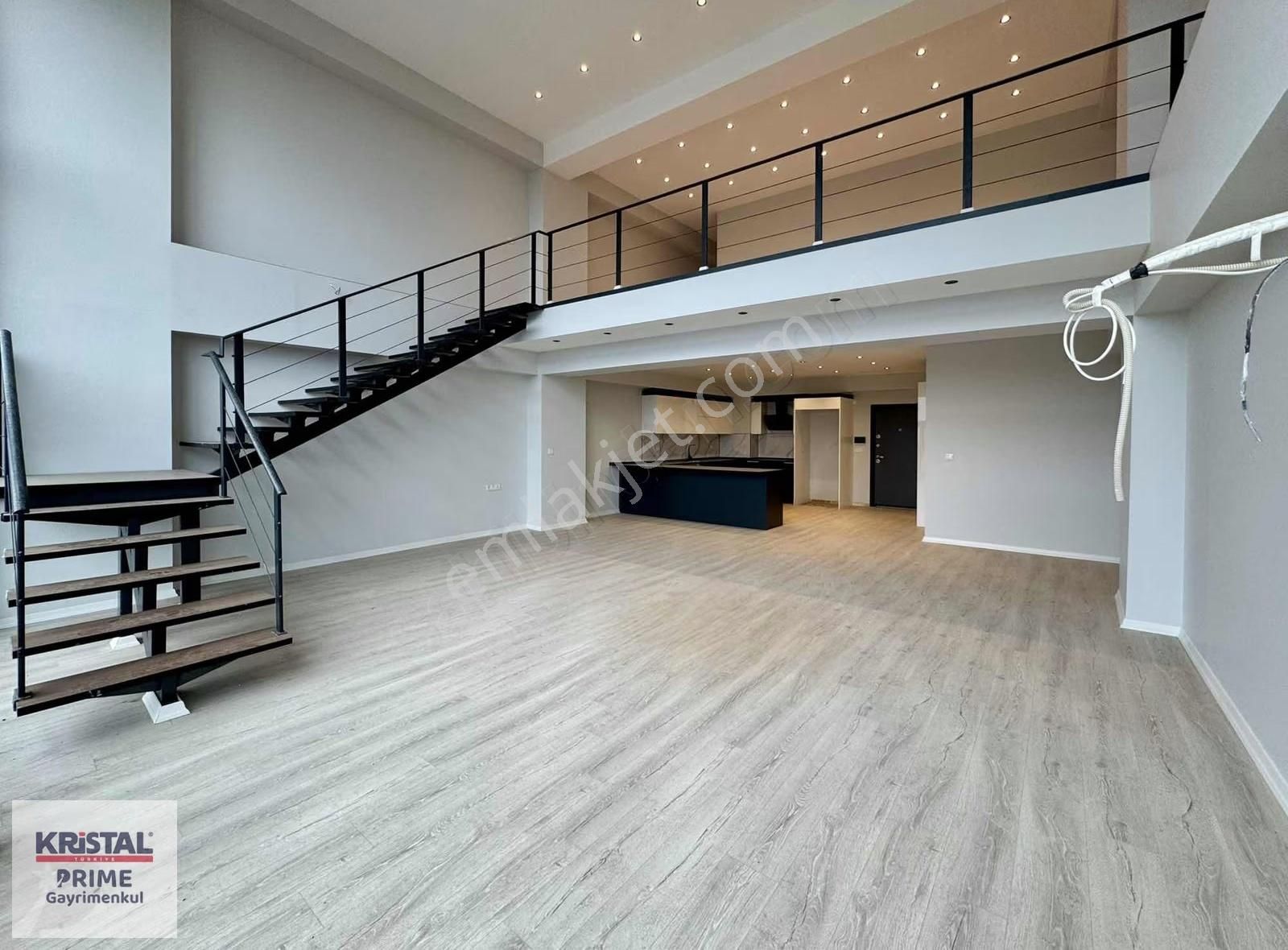 Kr.prıme'dan Özlücede Satılık Geniş Özel Loft Daire