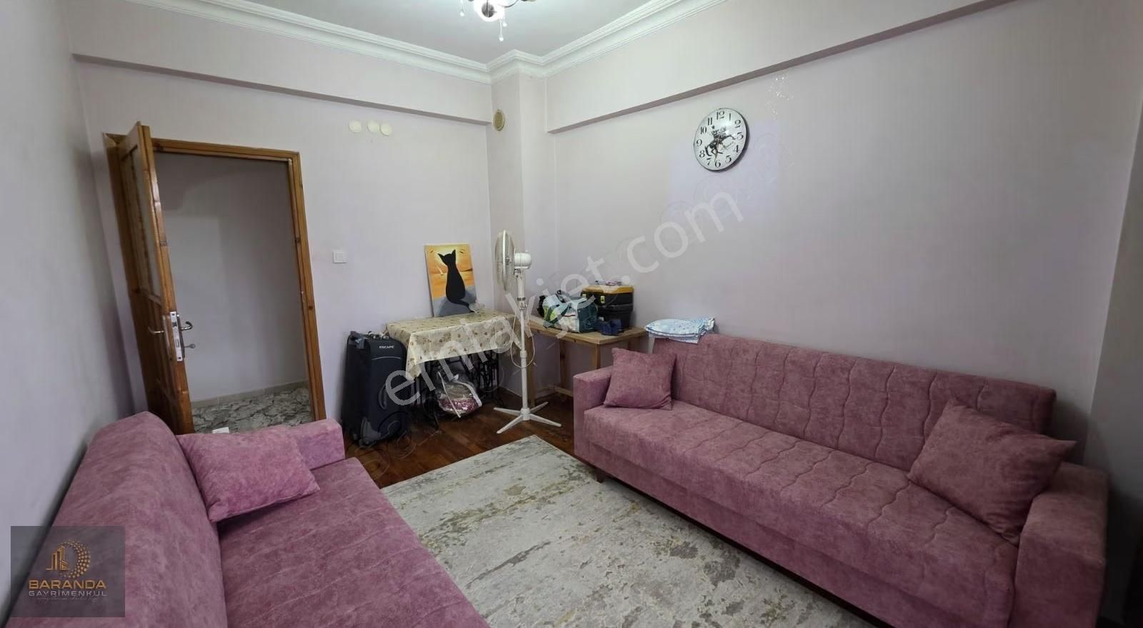 Denize Yürüme Mesafesinde Kiralık Eşyalı Geniş 3+1 - Görsel 8