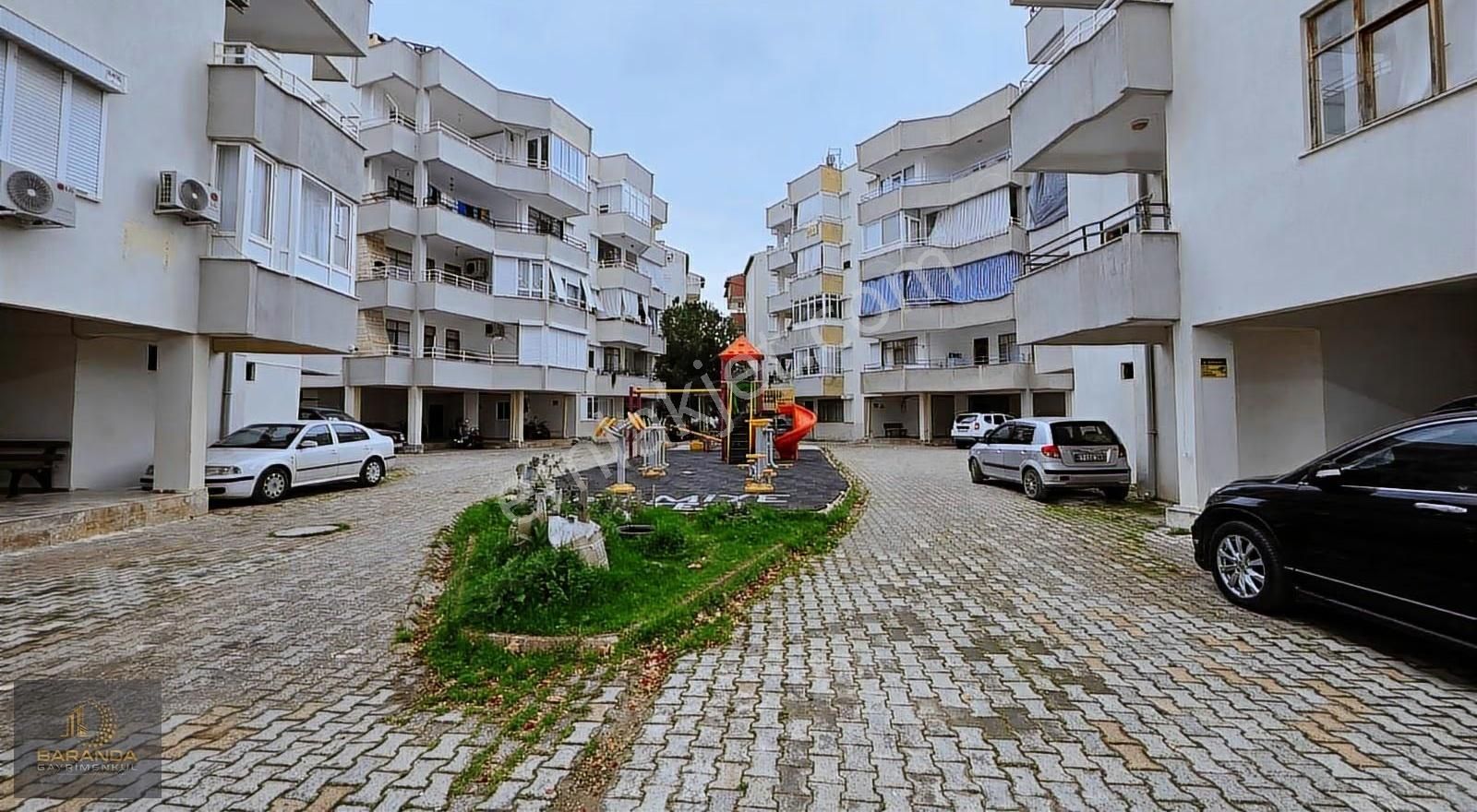 Denize Yürüme Mesafesinde Kiralık Eşyalı Geniş 3+1 - Görsel 23