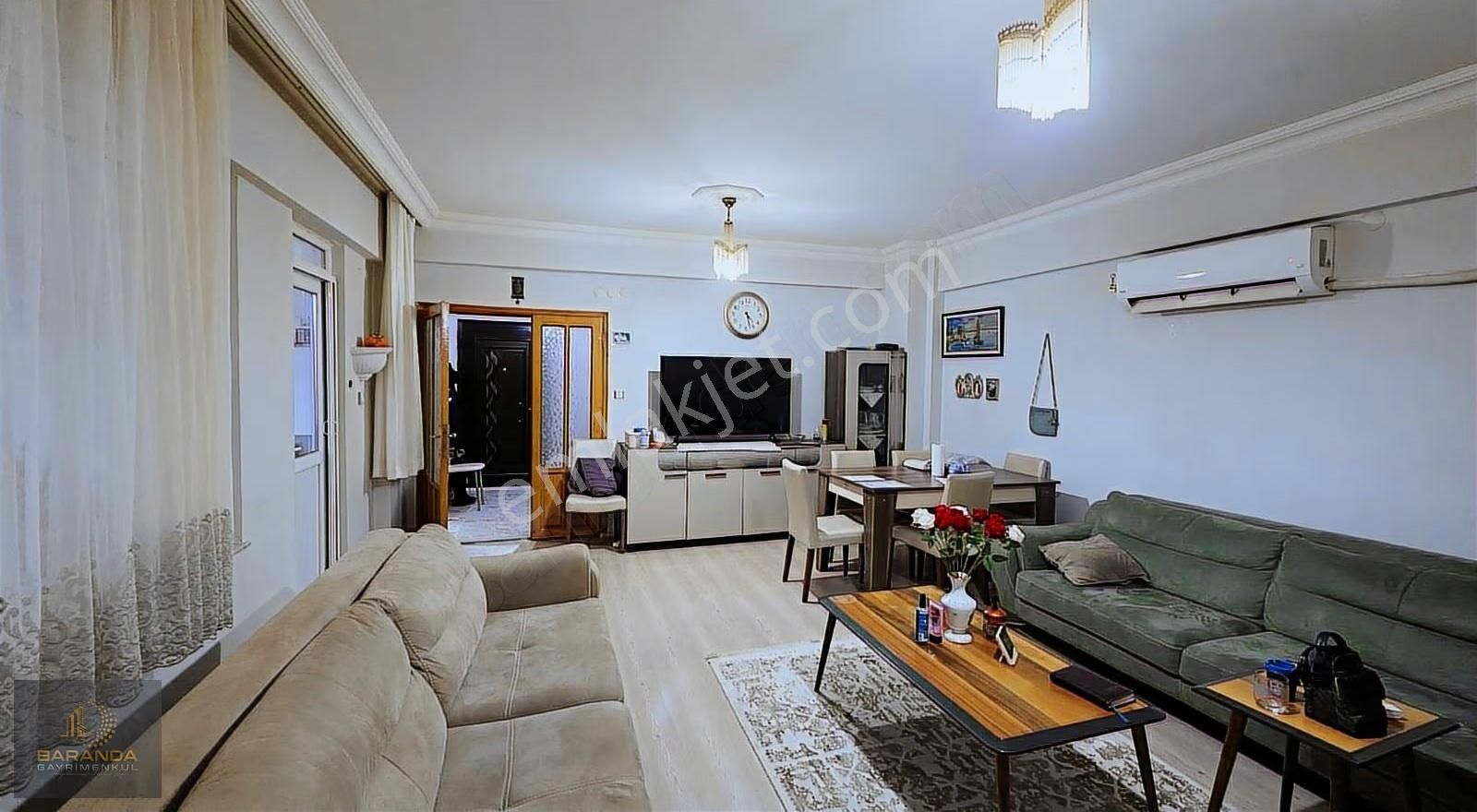Denize Yürüme Mesafesinde Kiralık Eşyalı Geniş 3+1 - Görsel 22