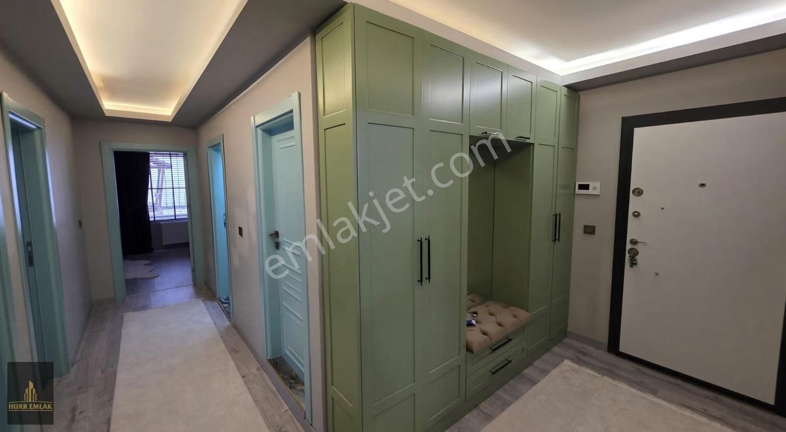 Kaşüstü Merkezi Konumda Site İçerisinde 3+1 Satılık Daire - Görsel 12