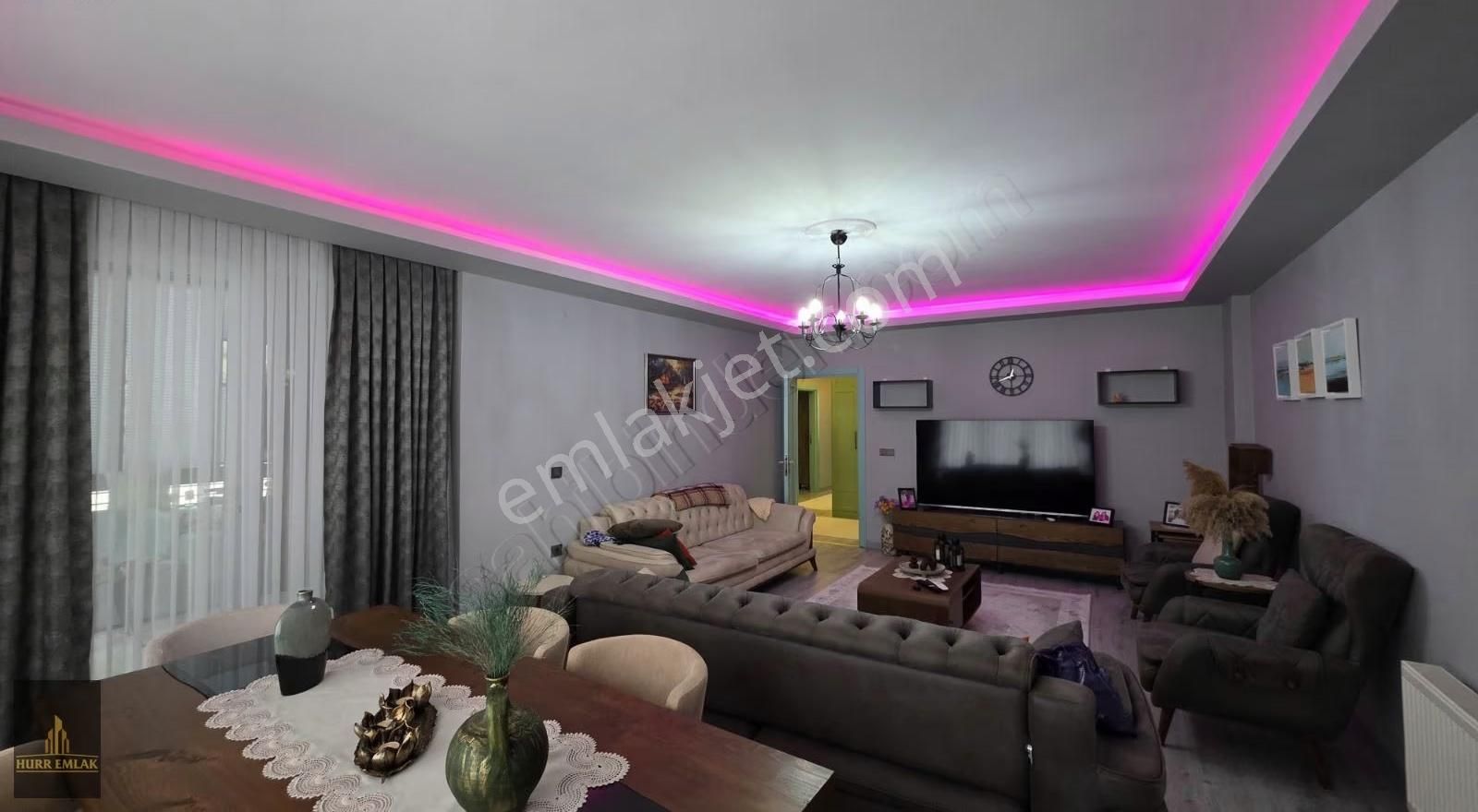 Kaşüstü Merkezi Konumda Site İçerisinde 3+1 Satılık Daire - Görsel 2