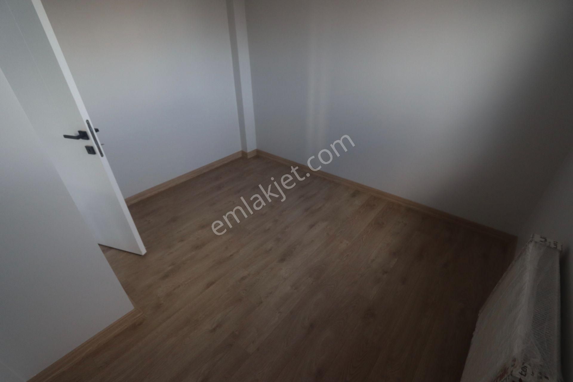 Bulut Beta Emlak 'tan Sancaktepe Kemaltürkler Mah Sıfır Ara Kat - Görsel 24