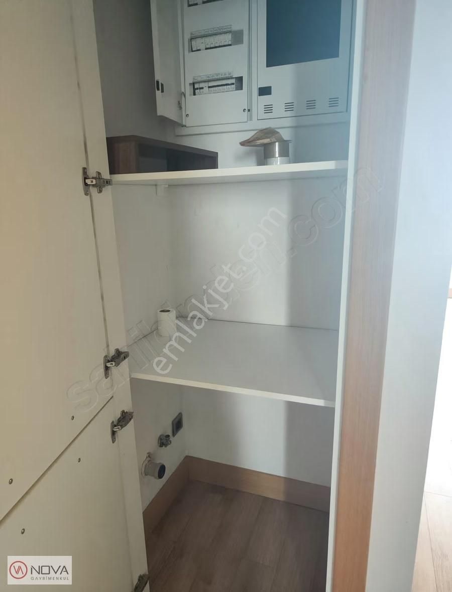 Nova'dan Finans Merkezi Sarphan Finans Park'ta 1+1 Ofis Büro - Görsel 11