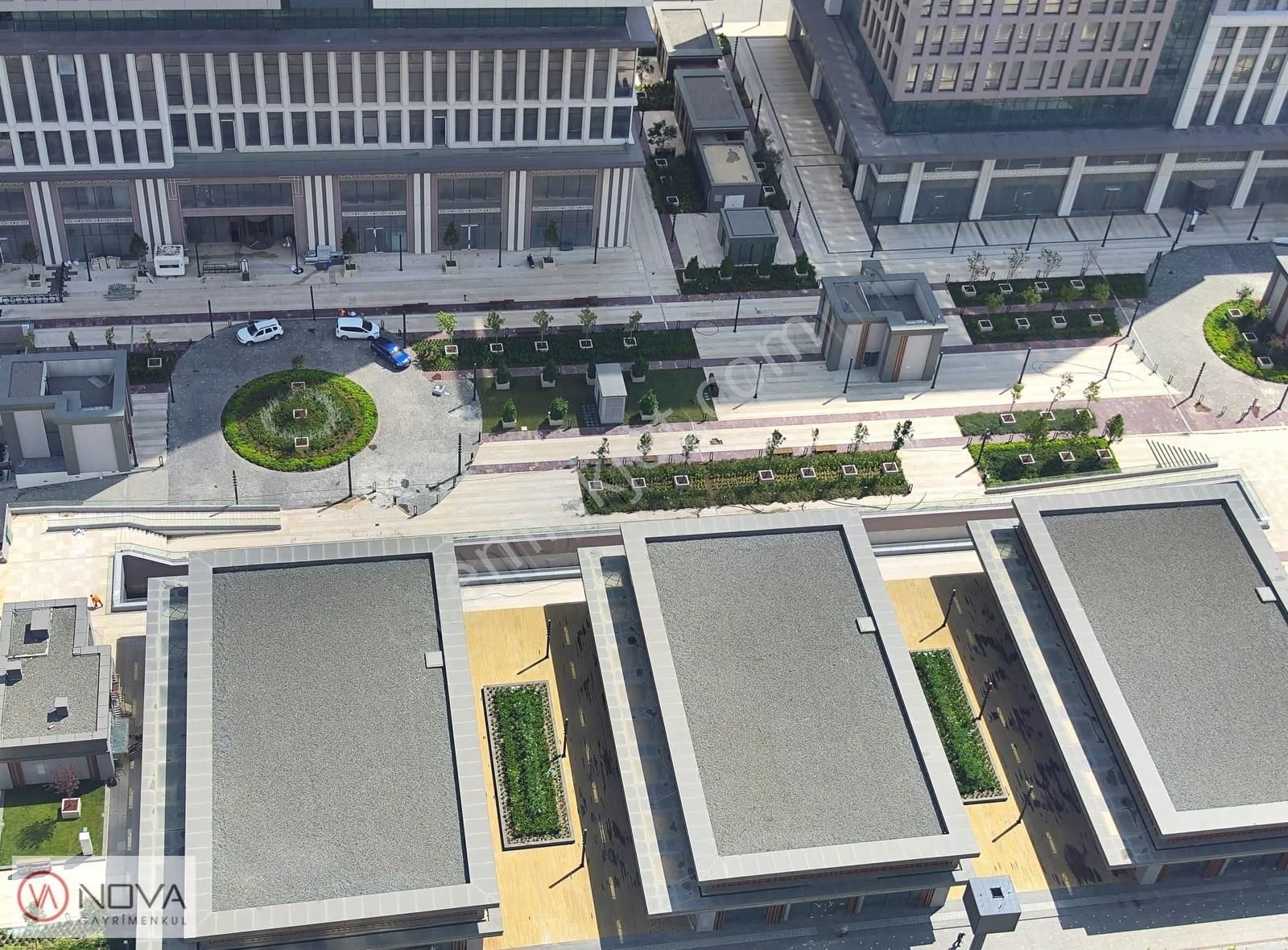 Nova'dan Finans Merkezi Sarphan Finans Park'ta 1+1 Ofis Büro - Görsel 23